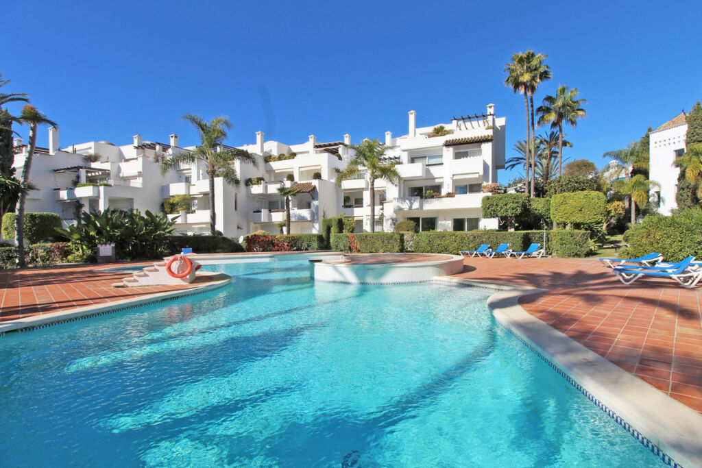 Penthouse Duplex The Golden Mile Málaga - image 9