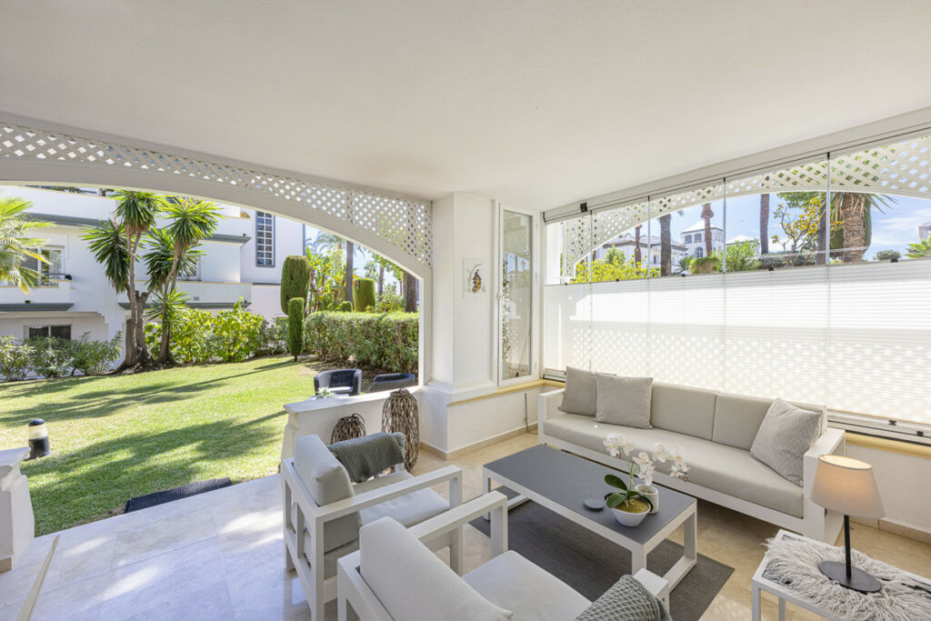 Ground Floor Apartment Estepona Málaga - image 5