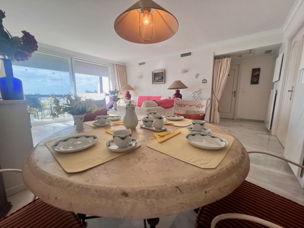 Penthouse Estepona Málaga - image 5