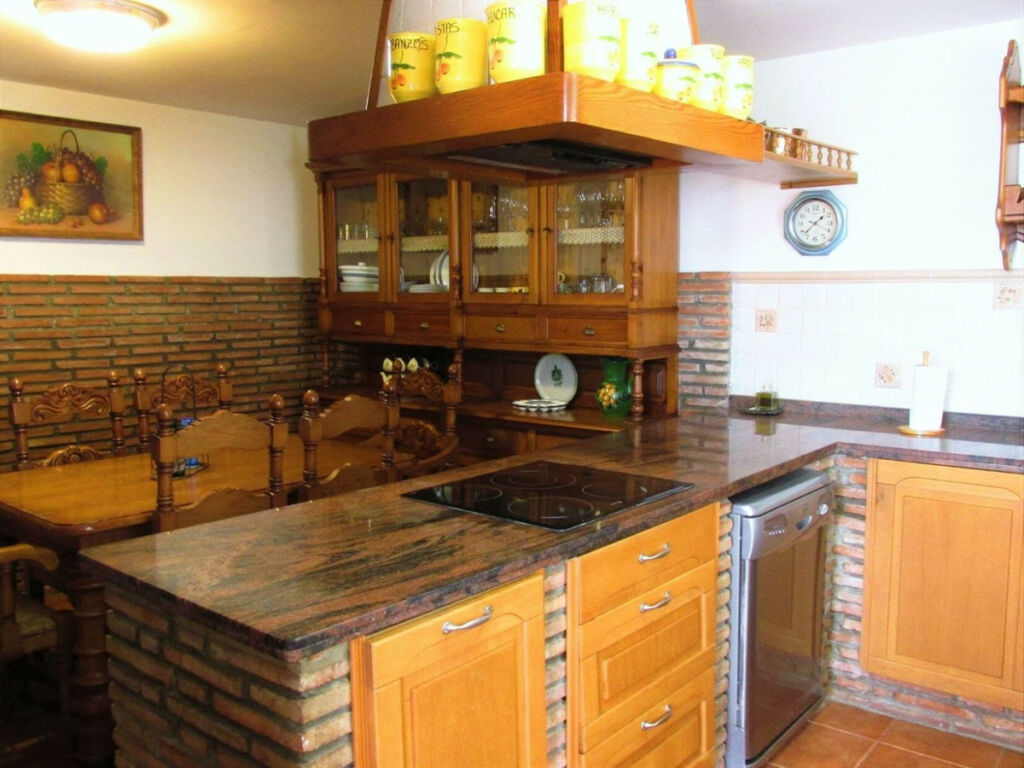 Semi-Detached House San Pedro de Alcántara Málaga - image 5