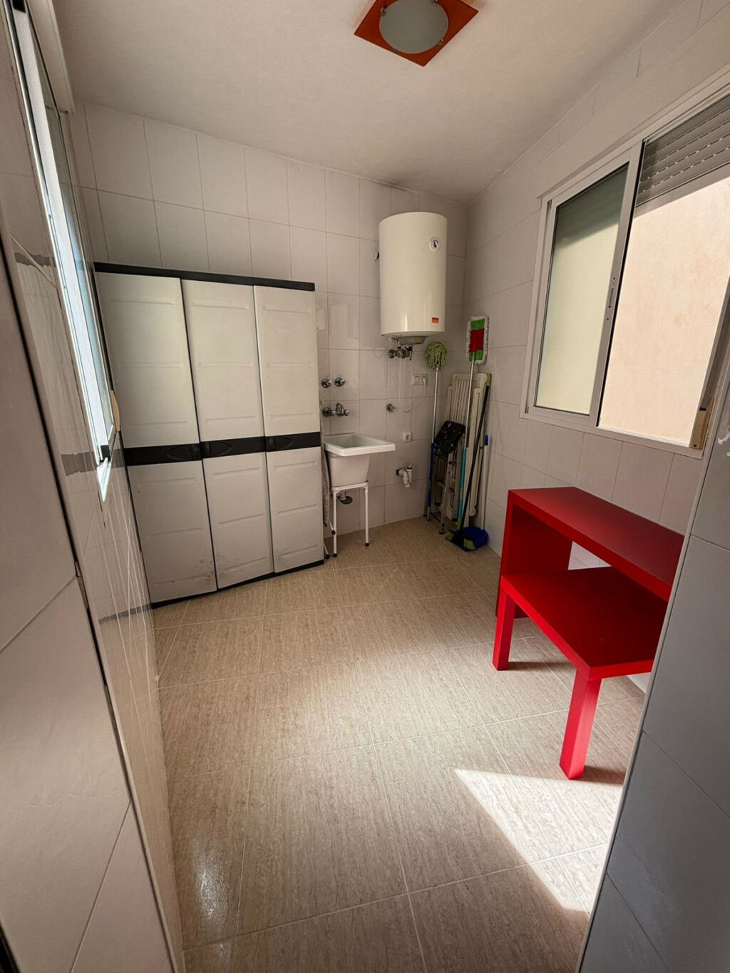 Middle Floor Apartment Torrevieja Alicante - image 5