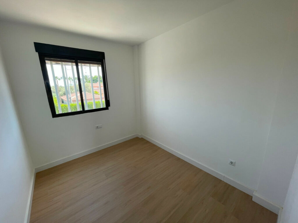 Bungalow Daya Nueva Alicante - image 4