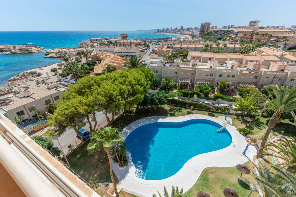 Middle Floor Apartment El Campello Alicante - image 5