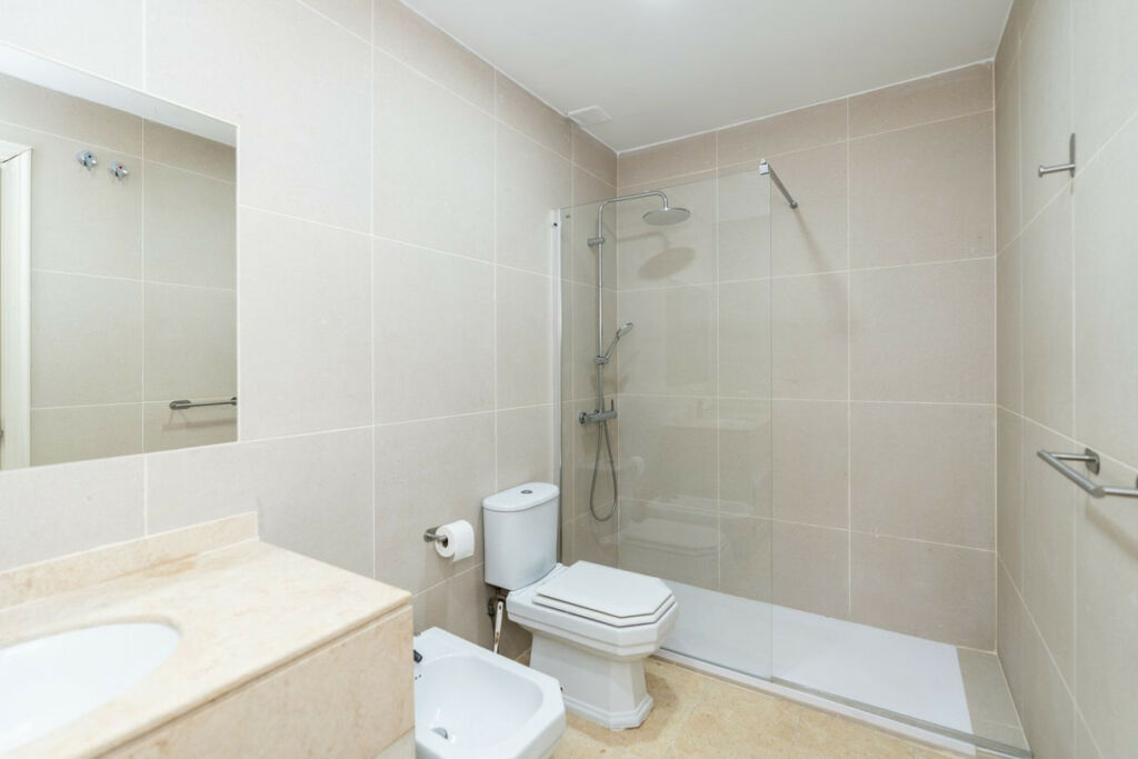 Penthouse New Golden Mile Málaga - image 5
