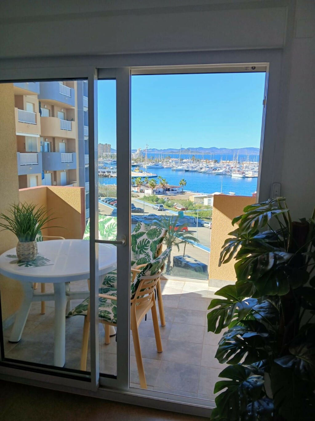 Middle Floor Apartment La Manga Murcia - image 5