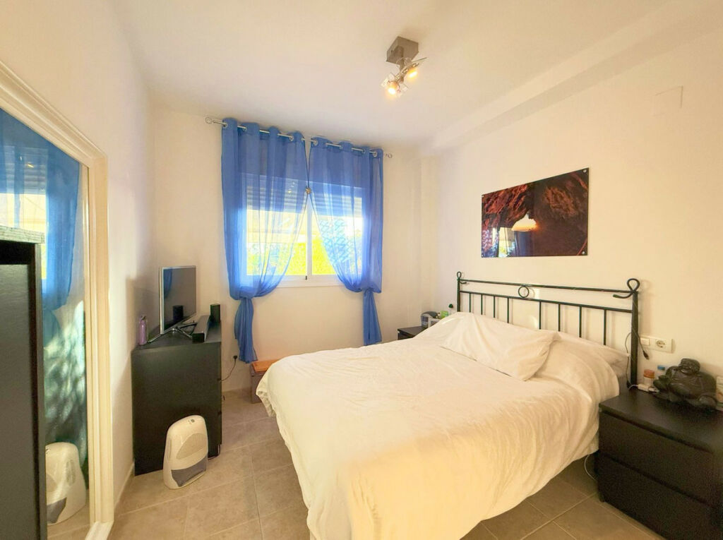 Ground Floor Apartment Casares Playa Málaga - image 5