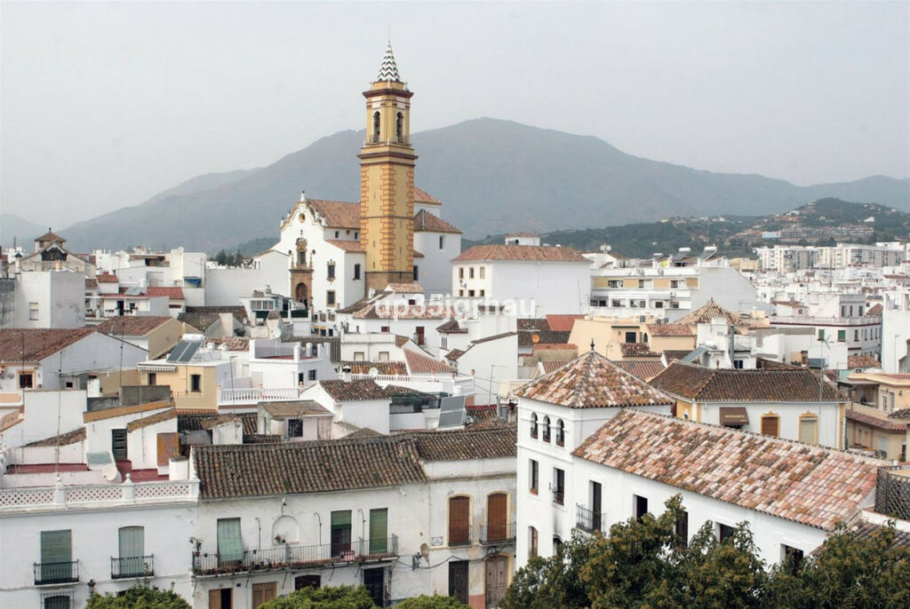 Townhouse Estepona Málaga - image 5