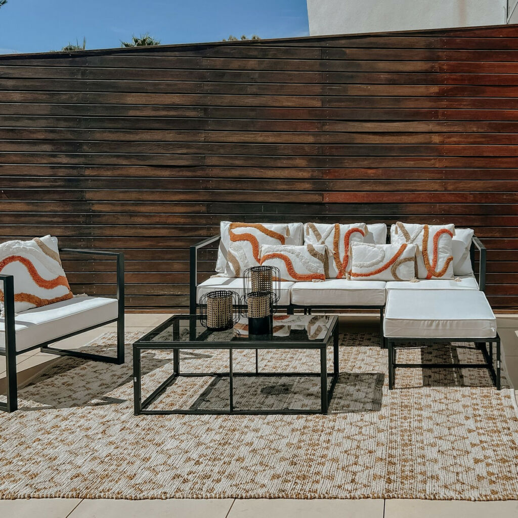 Townhouse Sierra Blanca Málaga - image 5