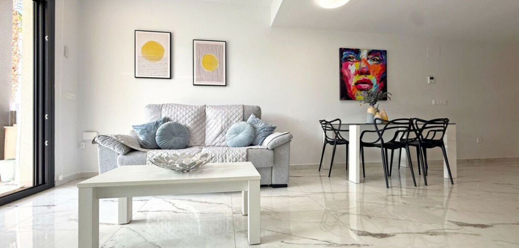 Middle Floor Apartment Los Altos Alicante - image 5