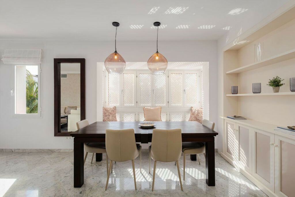 Penthouse Duplex The Golden Mile Málaga - image 5