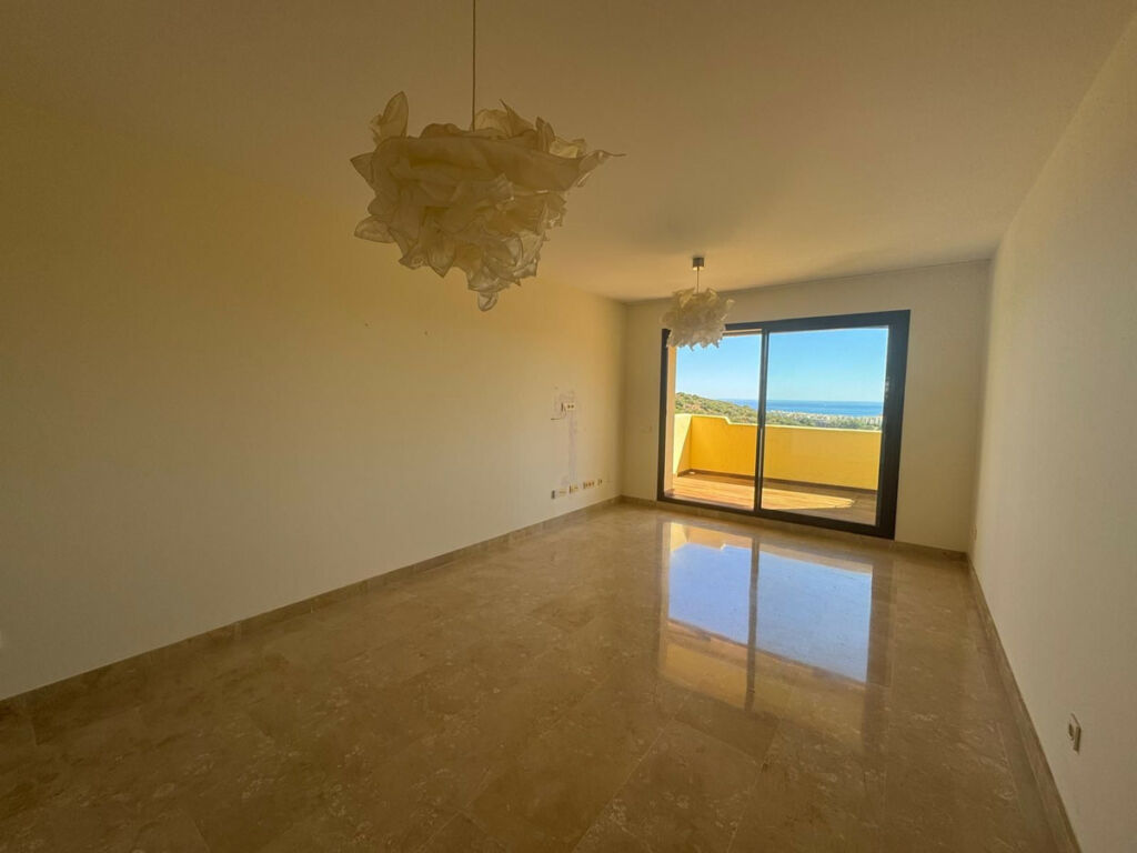 Middle Floor Apartment Manilva Málaga - image 5