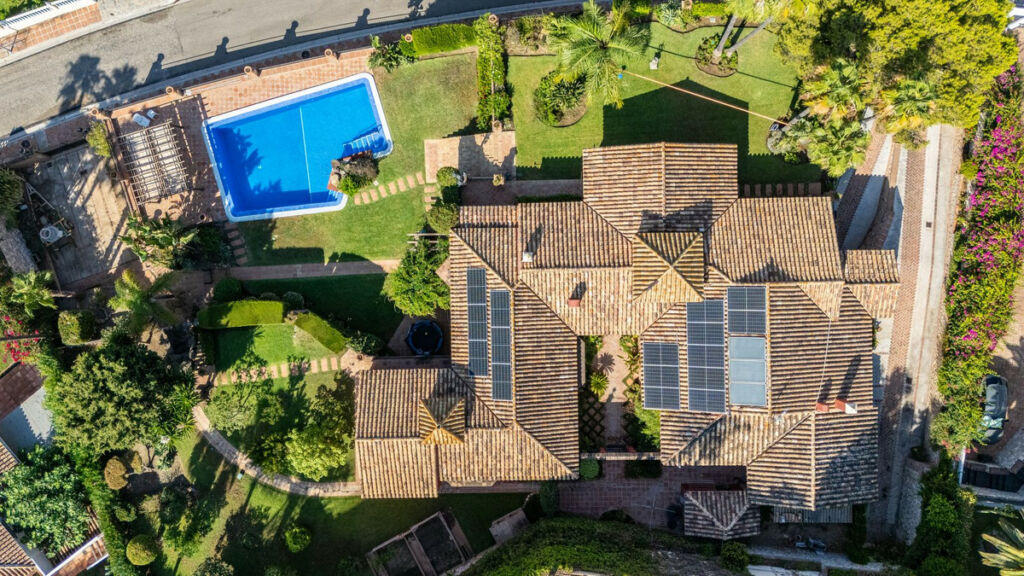 Detached Villa Benalmadena Málaga - image 5