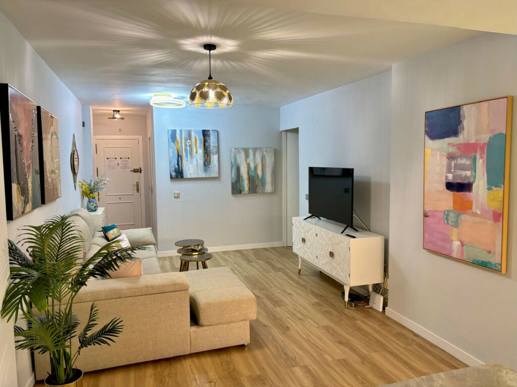 Ground Floor Apartment Calahonda Málaga - image 5