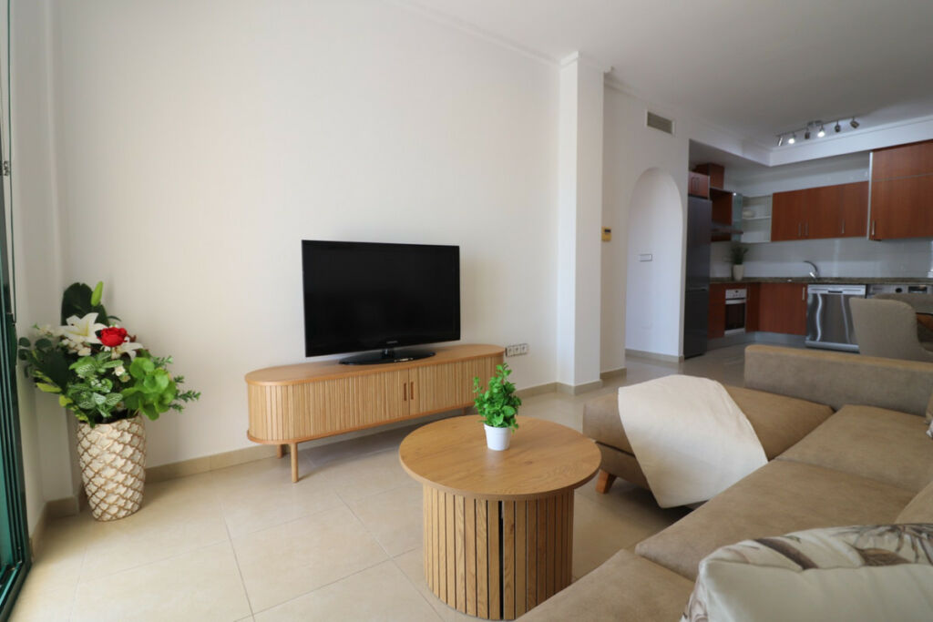 Ground Floor Apartment Dona Pepa Alicante - image 5