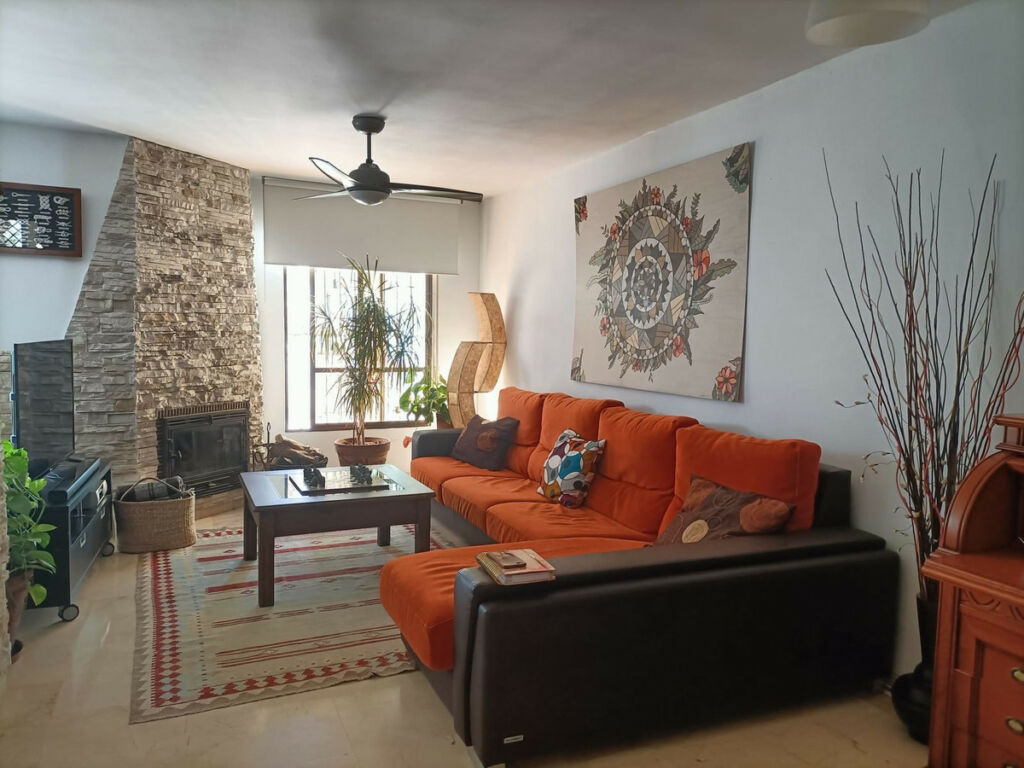 Townhouse Estepona Málaga - image 5