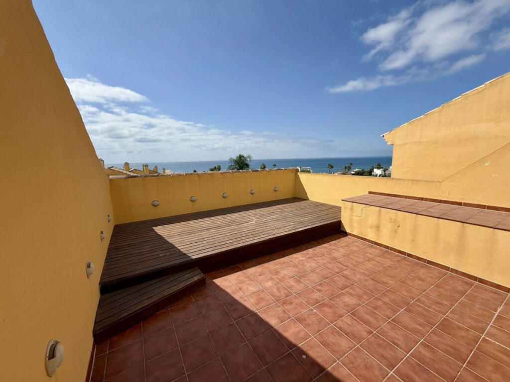 Semi-Detached House Elviria Málaga - image 5