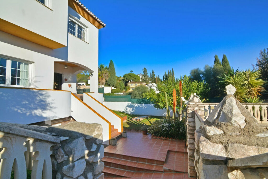 Detached Villa Campo Mijas Málaga - image 5