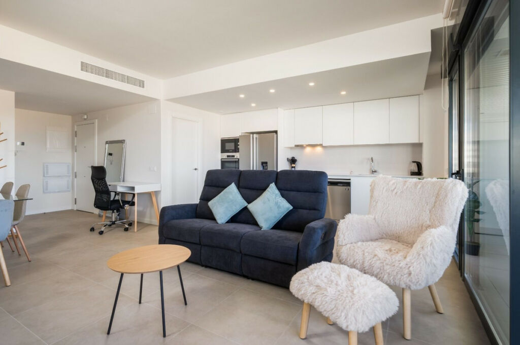 Middle Floor Apartment Torremolinos Málaga - image 5