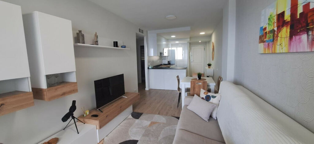 Middle Floor Apartment Benidorm Alicante - image 5