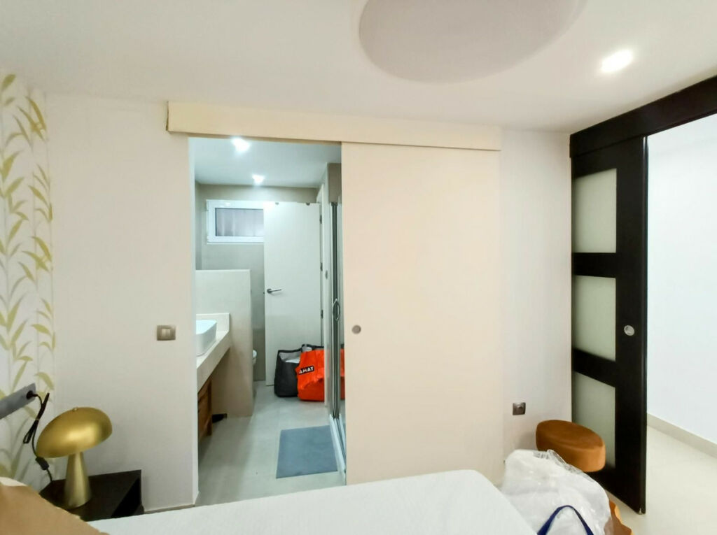 Middle Floor Apartment Costabella Málaga - image 5