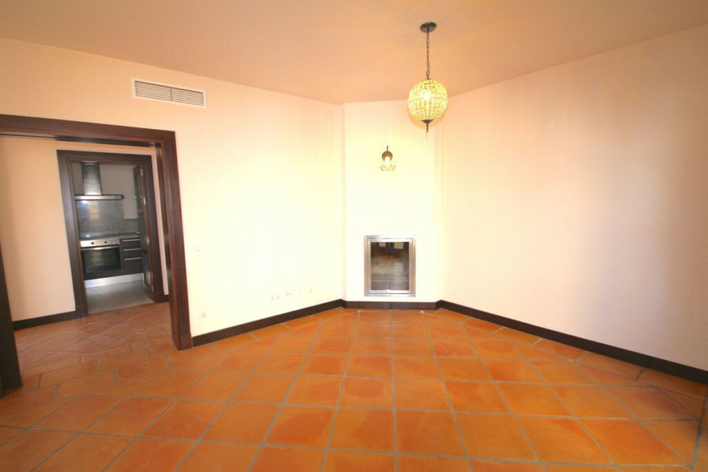 Semi-Detached House Benahavís Málaga - image 5