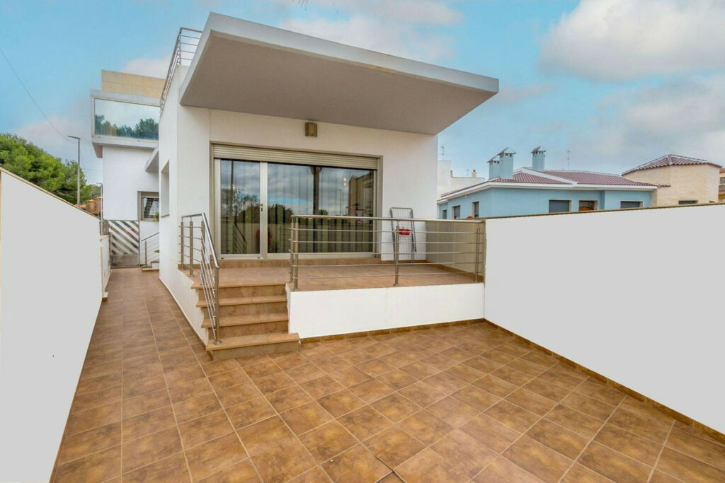 Detached Villa Rojales Alicante - image 5