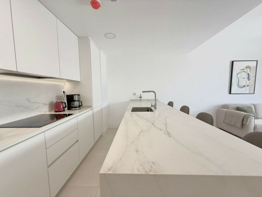 Ground Floor Apartment Higueron Málaga - image 5
