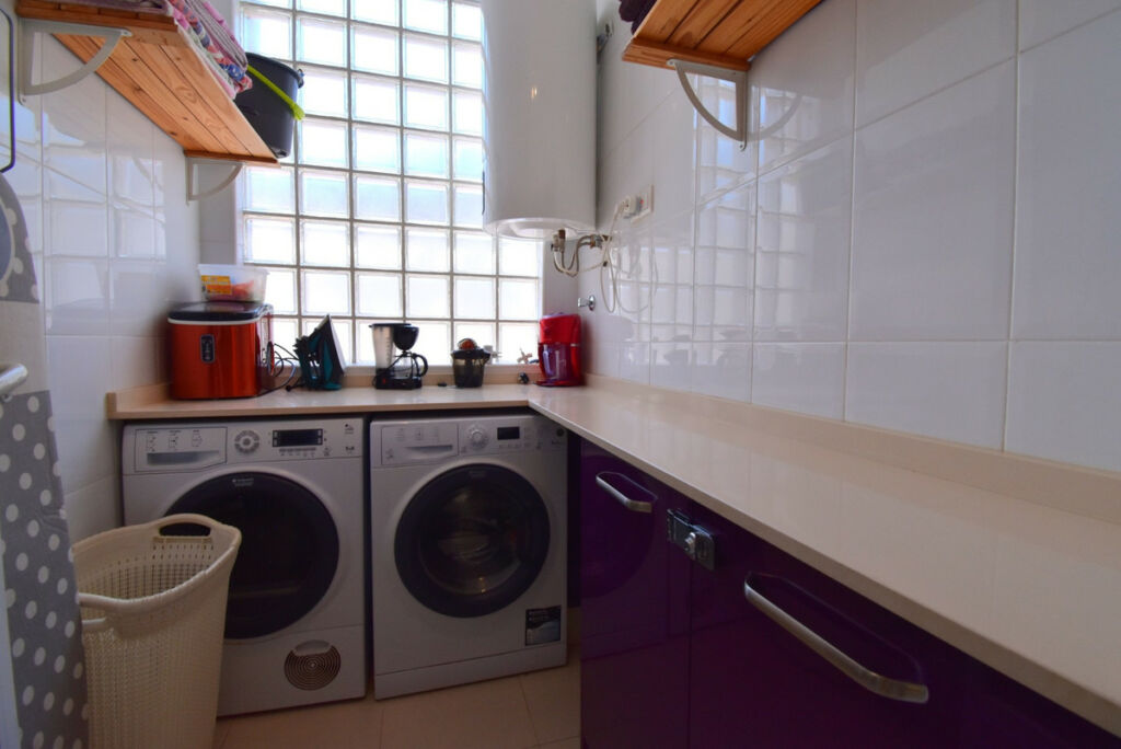 Ground Floor Apartment Villamartin Alicante - image 5