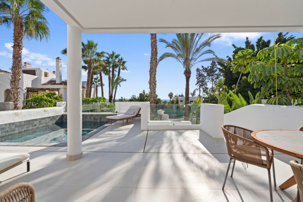Townhouse El Paraiso Málaga - image 5
