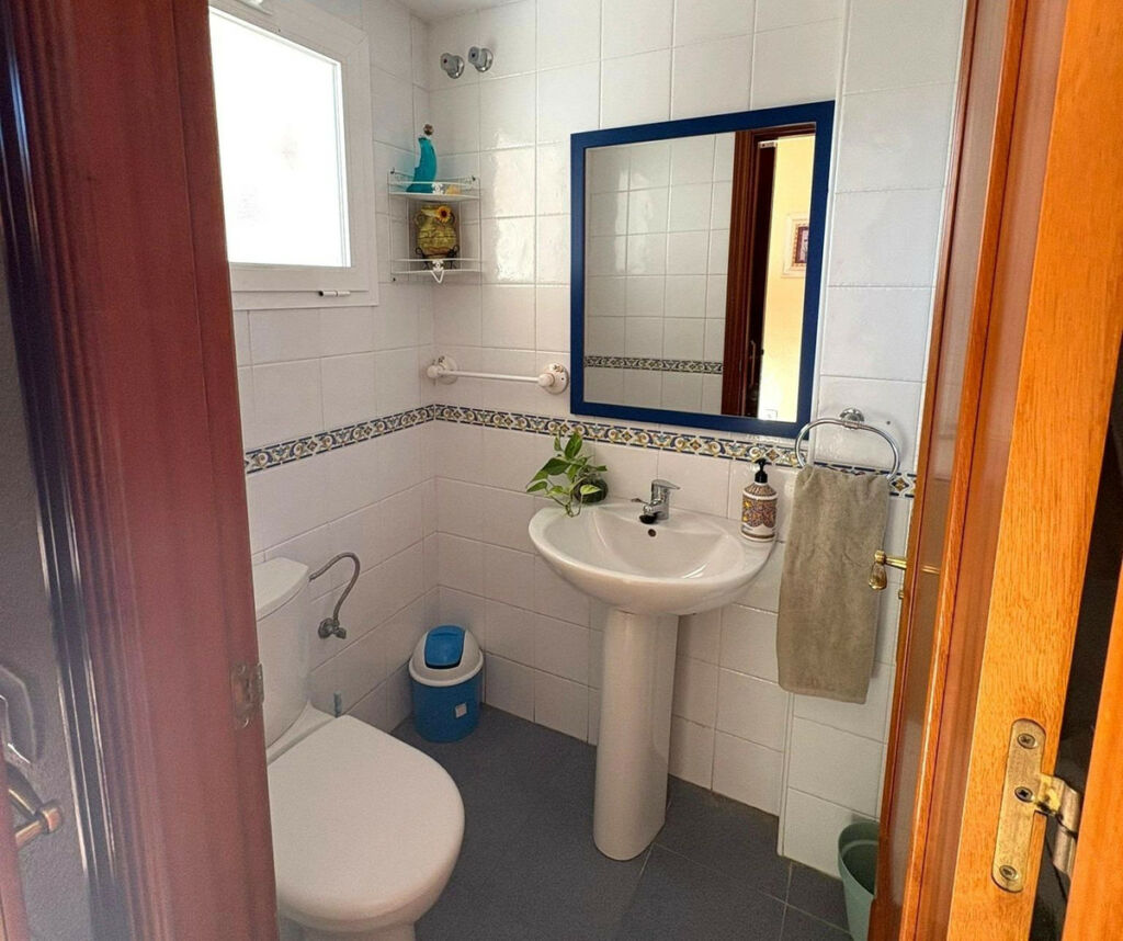 Townhouse Arroyo de la Miel Málaga - image 5