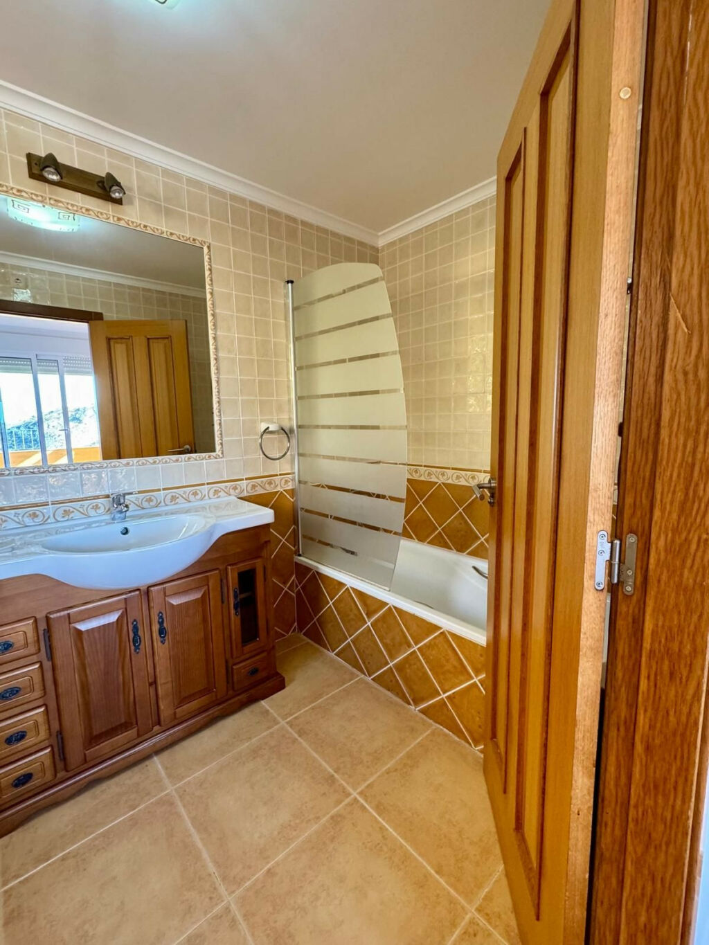Middle Floor Apartment Benitachell Alicante - image 5