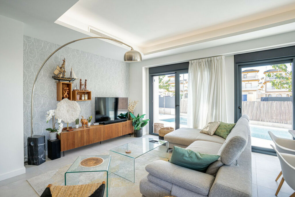 Detached Villa San Fulgencio Alicante - image 5
