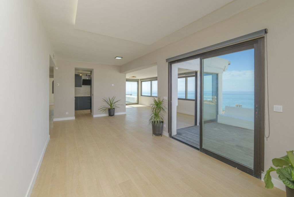 Penthouse Riviera del Sol Málaga - image 5
