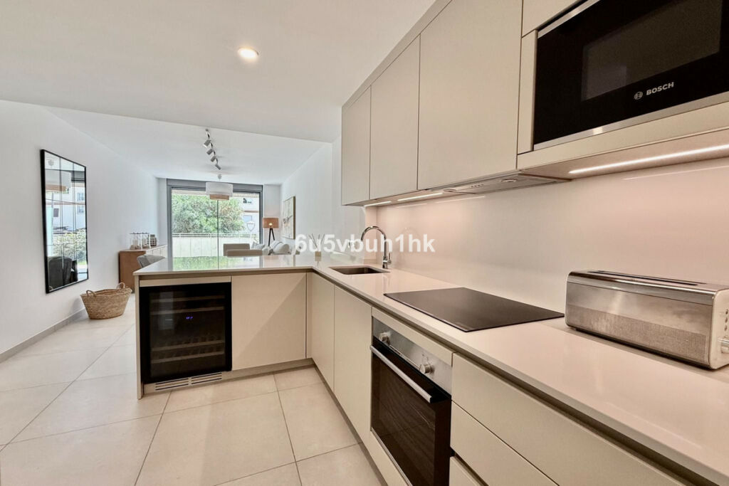 Ground Floor Apartment Marbella Málaga - image 5