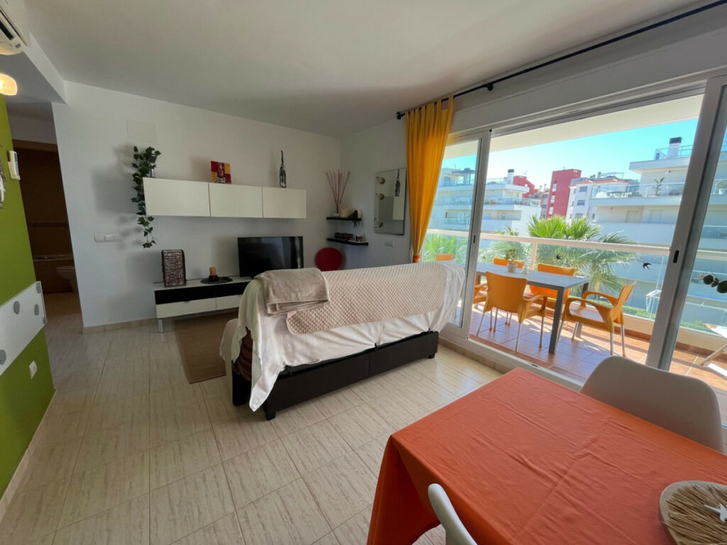 Middle Floor Apartment El Verger Alicante - image 5