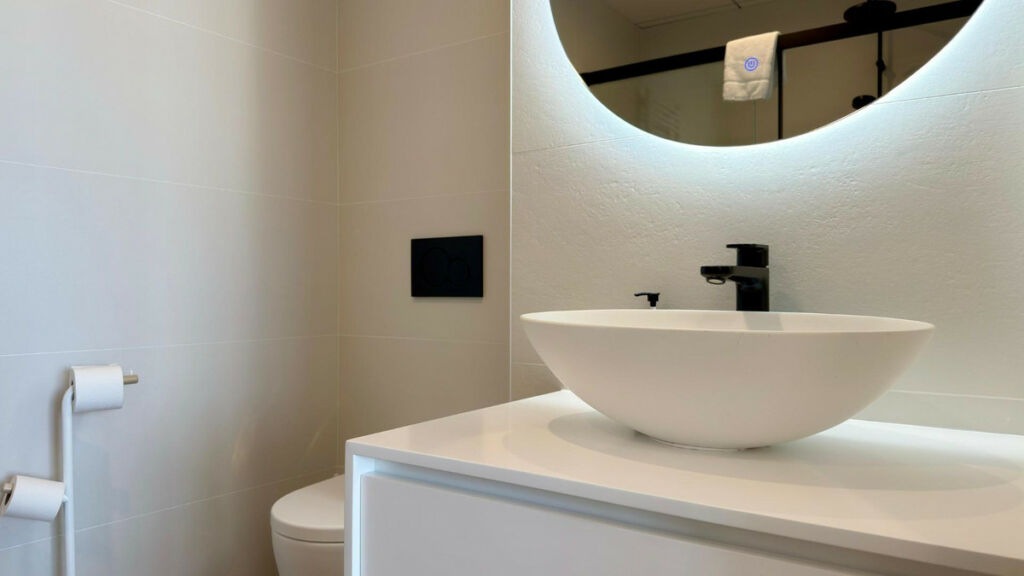 Middle Floor Apartment Villajoyosa Alicante - image 5