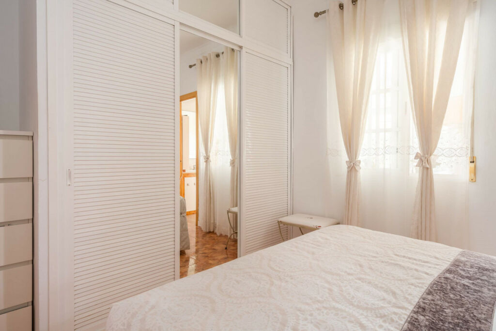 Ground Floor Apartment Nueva Andalucía Málaga - image 5