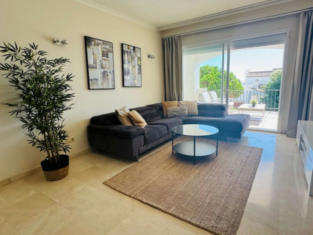 Ground Floor Apartment La Quinta Málaga - image 5