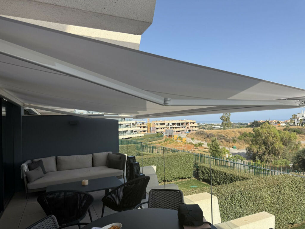 Middle Floor Apartment Estepona Málaga - image 50