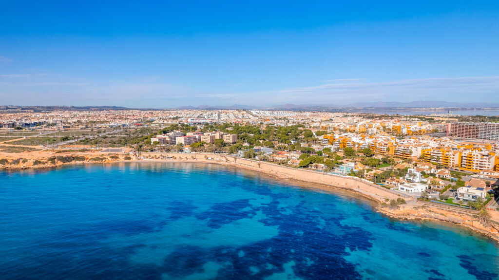 Middle Floor Apartment Punta Prima Alicante - image 50
