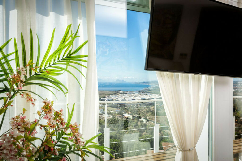 Detached Villa Estepona Málaga - image 51