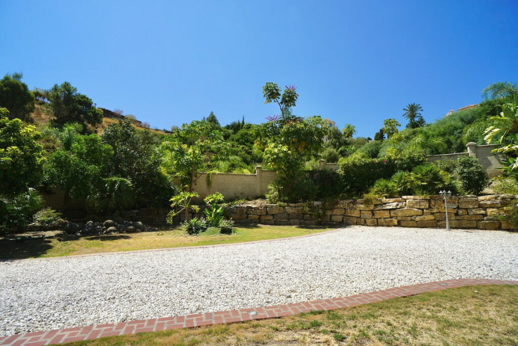 Detached Villa Benahavís Málaga - image 51