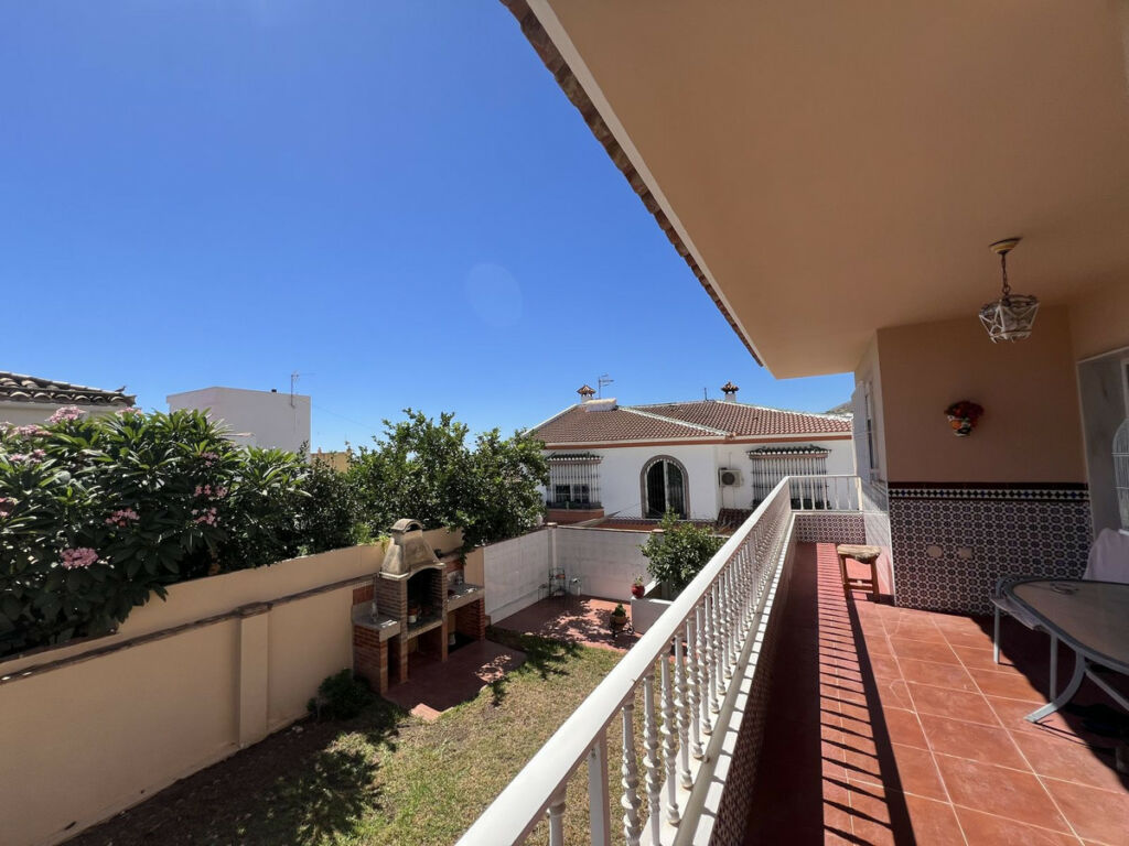 Semi-Detached House Benalmadena Málaga - image 12