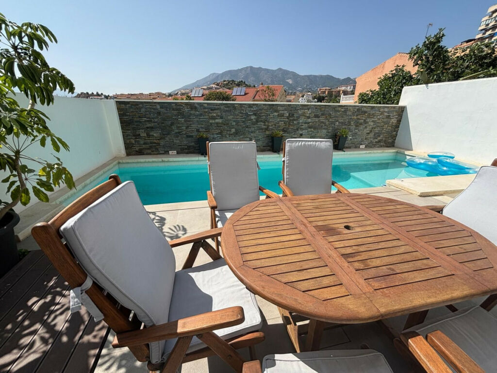 Detached Villa Los Pacos Málaga - image 51