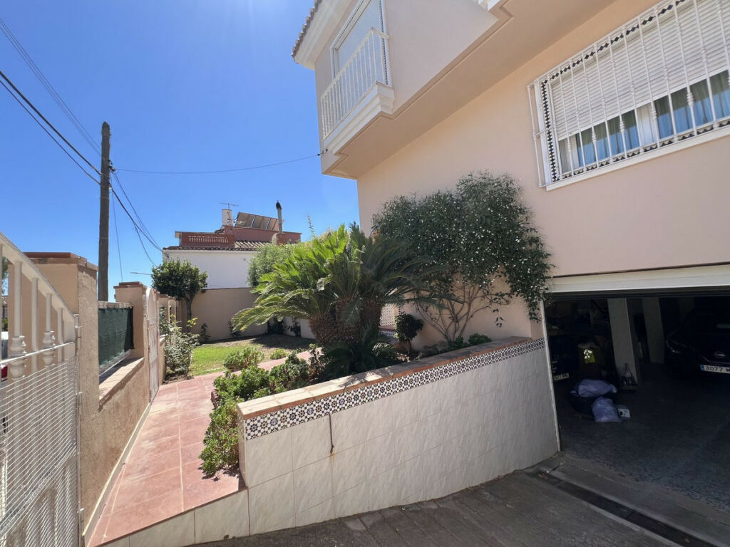 Semi-Detached House Benalmadena Málaga - image 25