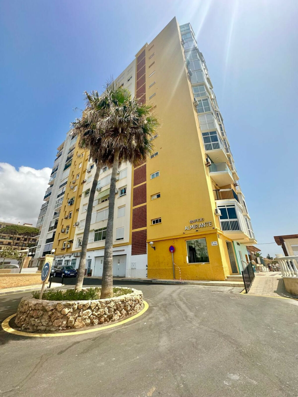 Middle Floor Apartment Calahonda Málaga - image 52