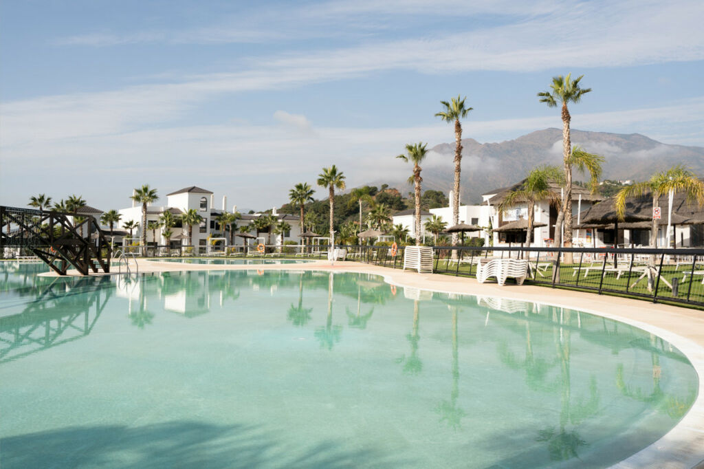 Middle Floor Apartment Estepona Málaga - image 52
