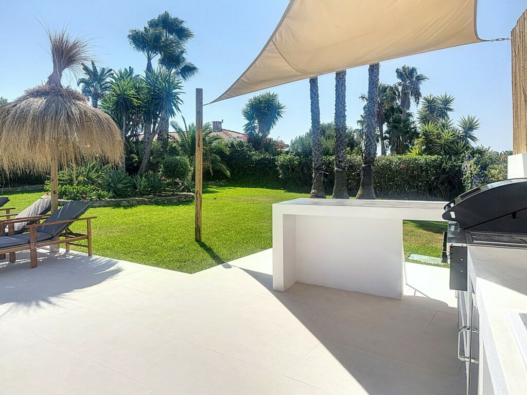 Detached Villa Estepona Málaga - image 52