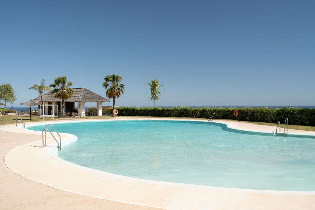 Middle Floor Apartment Estepona Málaga - image 53