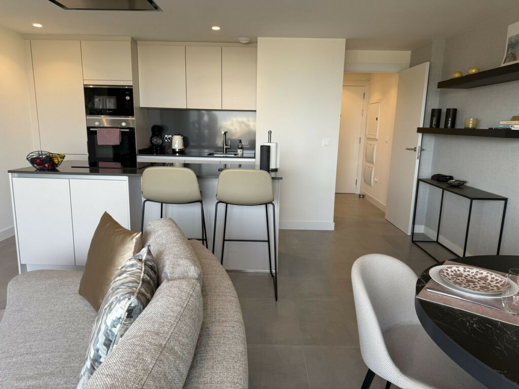 Middle Floor Apartment Estepona Málaga - image 54